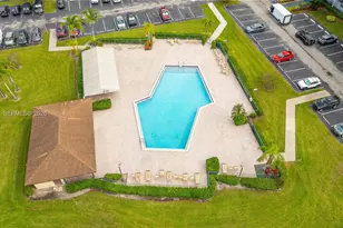 13250 SW 4th Ct, Pembroke Pines, FL 33027 - Photo 47