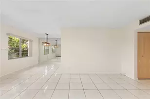 13250 SW 4th Ct, Pembroke Pines, FL 33027 - Photo 17