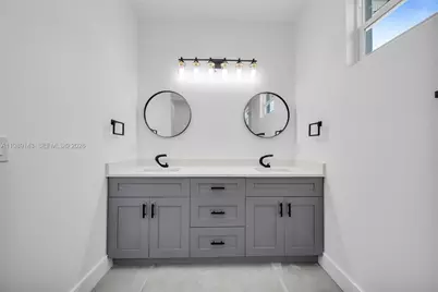 4220 Jacaranda Pkwy W, Other City - In The State Of Florida, FL 33993 - Photo 29