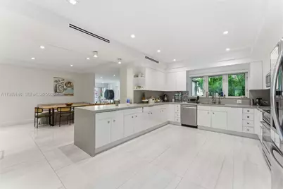 748 Palermo Ave, Coral Gables, FL 33134 - Photo 9