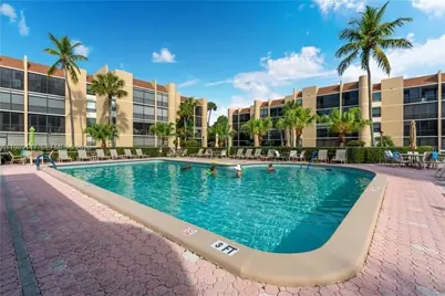 3432 NE Causeway Boulevard APT#102, Hutchinson Island, FL 34957 - Photo 17