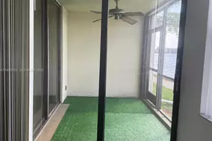 109 Lake Emerald Dr, Oakland Park, FL 33309 - Photo 11