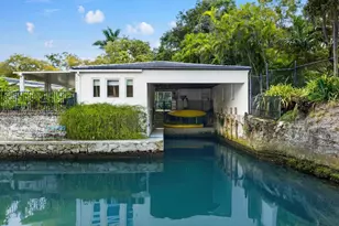 6120 Riviera Dr, Coral Gables, FL 33146 - Photo 3
