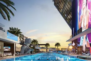 20 NE 11th St, Miami, FL 33132 - Photo 3