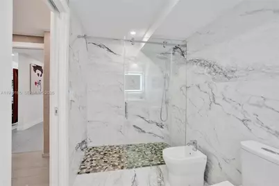 520 Brickell Key Dr #A1015, Miami, FL 33131 - Photo 15