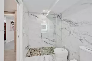 520 Brickell Key Dr, Miami, FL 33131 - Photo 15