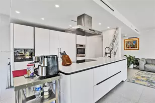 520 Brickell Key Dr, Miami, FL 33131 - Photo 5