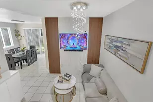 2342 SE 10th St, Homestead, FL 33035 - Photo 5