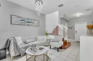 2342 SE 10th St, Homestead, FL 33035 - Photo 7