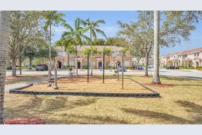 2342 SE 10th St #., Homestead, FL 33035 - Photo 35