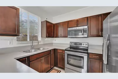 2342 SE 10th St #., Homestead, FL 33035 - Photo 13