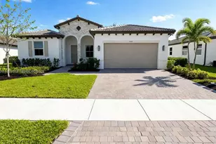 2402 SE 30th St, Homestead, FL 33035 - Photo 1