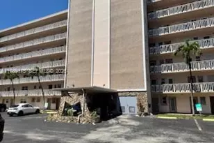 421 NE 14th Ave, Hallandale Beach, FL 33009 - Photo 1