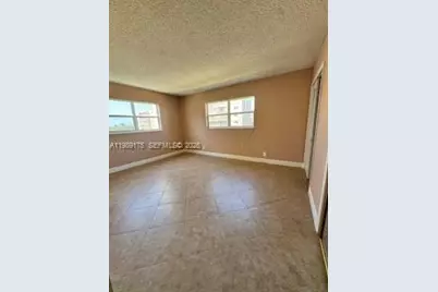 421 NE 14th Ave #401, Hallandale Beach, FL 33009 - Photo 5