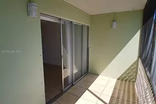 8782 SW 12th St, Miami, FL 33174 - Photo 5