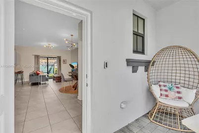 20433 NW 4th Ct, Miami Gardens, FL 33169 - Photo 5