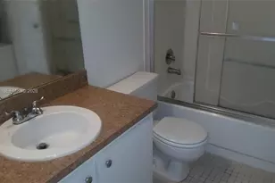 1400 SW 124th Terrace, Pembroke Pines, FL 33027 - Photo 5