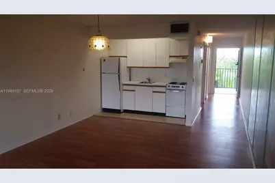 1400 SW 124th Ter #410Q, Pembroke Pines, FL 33027 - Photo 9