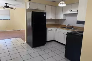 2608 E 97th Ave, Tampa, FL 33612 - Photo 5