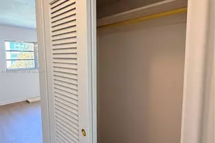 218 NE 12th Ave, Hallandale Beach, FL 33009 - Photo 13