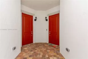 11524 SW 16th St, Pembroke Pines, FL 33025 - Photo 3