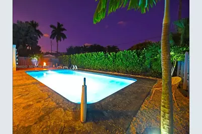 909 N 13th Ct, Hollywood, FL 33019 - Photo 21