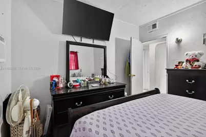 1680 NW 122nd St, North Miami, FL 33167 - Photo 15