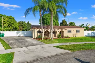 3605 SW 122nd Pl, Miami, FL 33175 - Photo 3