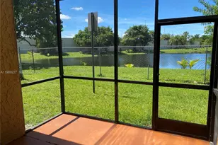 4453 Treehouse Ln, Tamarac, FL 33319 - Photo 23