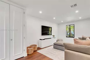 3425 Alhambra Cir, Coral Gables, FL 33134 - Photo 29