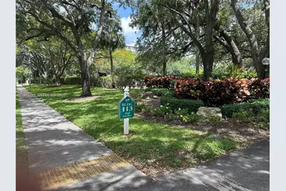 3520 Oaks Way #407, Pompano Beach, FL 33069 - Photo 3