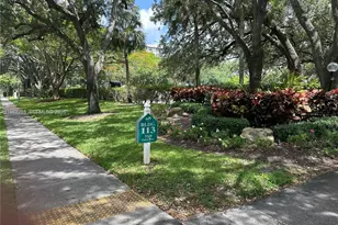 3520 Oaks Way, Pompano Beach, FL 33069 - Photo 3