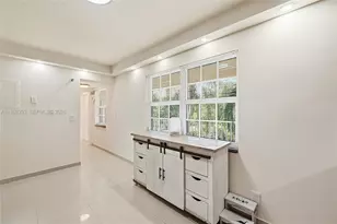 3520 Oaks Way, Pompano Beach, FL 33069 - Photo 3