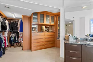 18911 Collins Ave, Sunny Isles Beach, FL 33160 - Photo 23