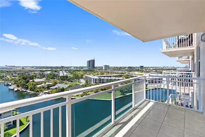 437 Golden Isles Dr #11J, Hallandale Beach, FL 33009 - Photo 3