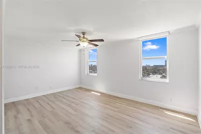 437 Golden Isles Dr #11J, Hallandale Beach, FL 33009 - Photo 19