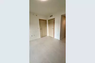 1000 Brickell Plz #2008, Miami, FL 33131 - Photo 17