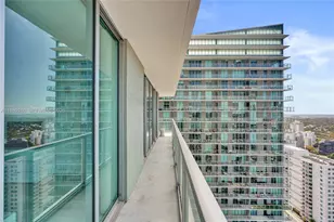 1111 SW 1st Ave, Miami, FL 33130 - Photo 9