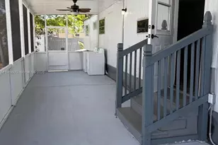 13380 SW 9th St, Davie, FL 33325 - Photo 3