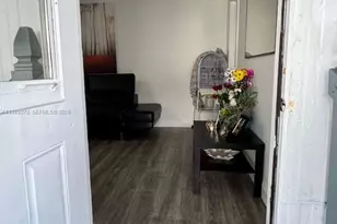 13380 SW 9th St, Davie, FL 33325 - Photo 3