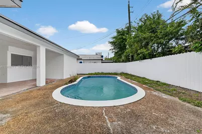 7311 Fairway Blvd, Miramar, FL 33023 - Photo 25