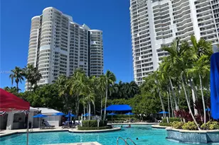 21050 Point Pl, Aventura, FL 33180 - Photo 3