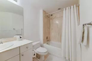 21050 Point Pl, Aventura, FL 33180 - Photo 23