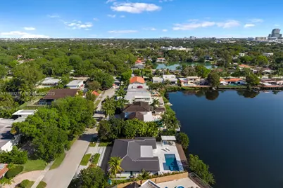 19721 NE 23 Ave, Miami, FL 33180 - Photo 49