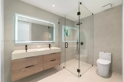 19721 NE 23 Ave, Miami, FL 33180 - Photo 27