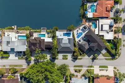 19721 NE 23 Ave, Miami, FL 33180 - Photo 47