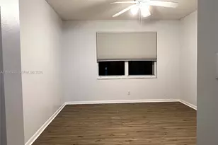 543 Racquet Club Rd, Weston, FL 33326 - Photo 19