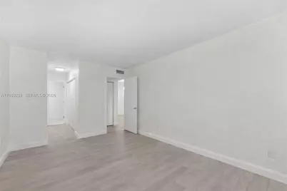 9437 SW 76th St #V25, Miami, FL 33173 - Photo 15