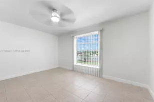 9437 SW 76th St, Miami, FL 33173 - Photo 11