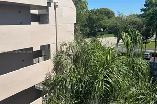 1811 Sabal Palm Dr, Davie, FL 33324 - Photo 19